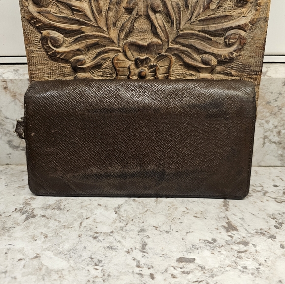 Authetntic LOUIS Vuitton Taiga Portefeuille Accordion Brown Wallet - Picture 12 of 15